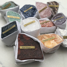 Load image into Gallery viewer, Raw Collectable Crystal Set